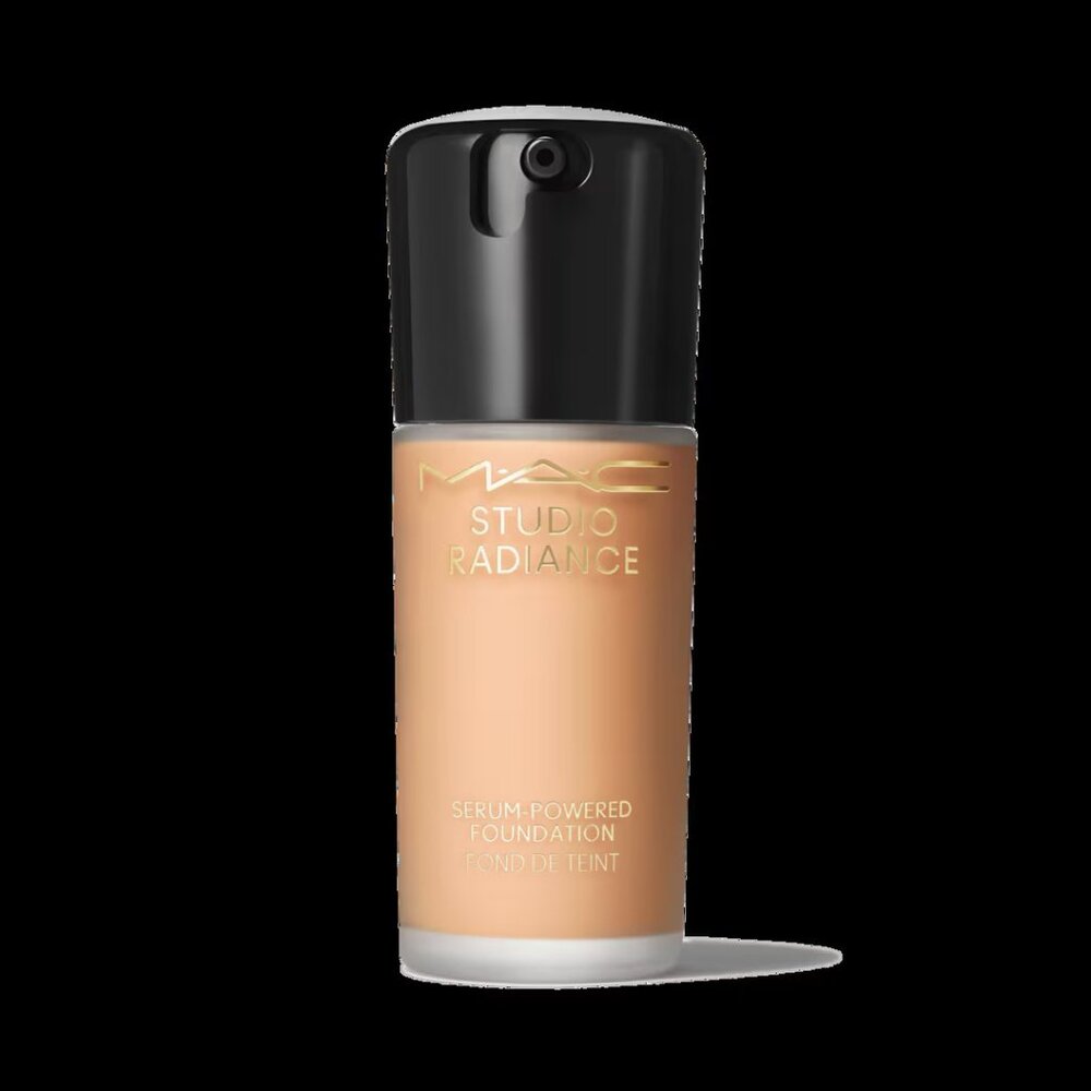 CLEARANCE! New in Box! Studio Radiance Serum-Powered™ Foundation - NW22 - NWT